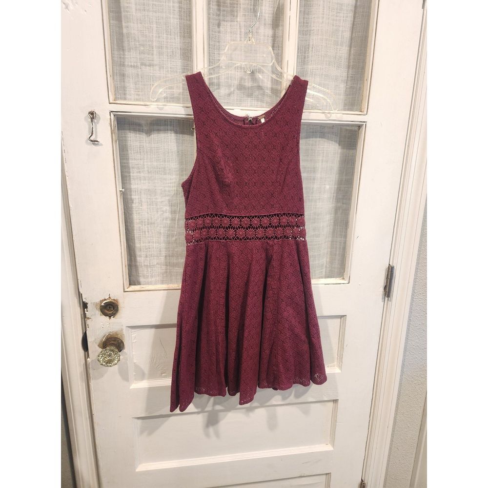 FREE PEOPLE Burgundy Lace Daisy Cut Out Sleeveless Flowy Dress Women's Size 2‎
